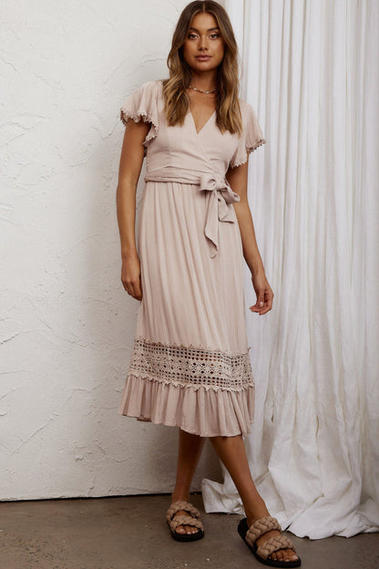 Zephyr Waist Tie Midi Dress Mocha